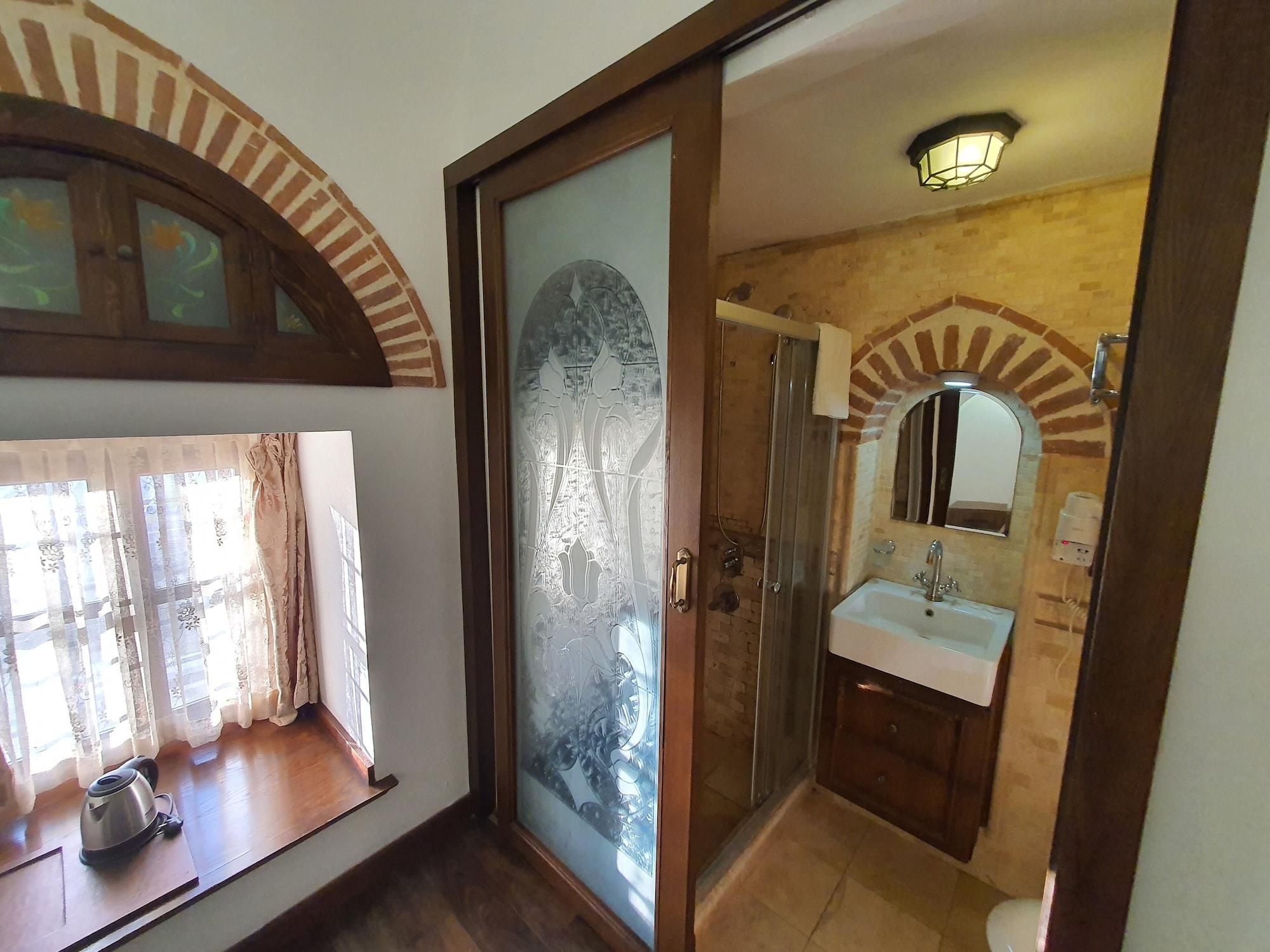 Cesme Kanuni Kervansaray Historical Hotel Eksteriør billede