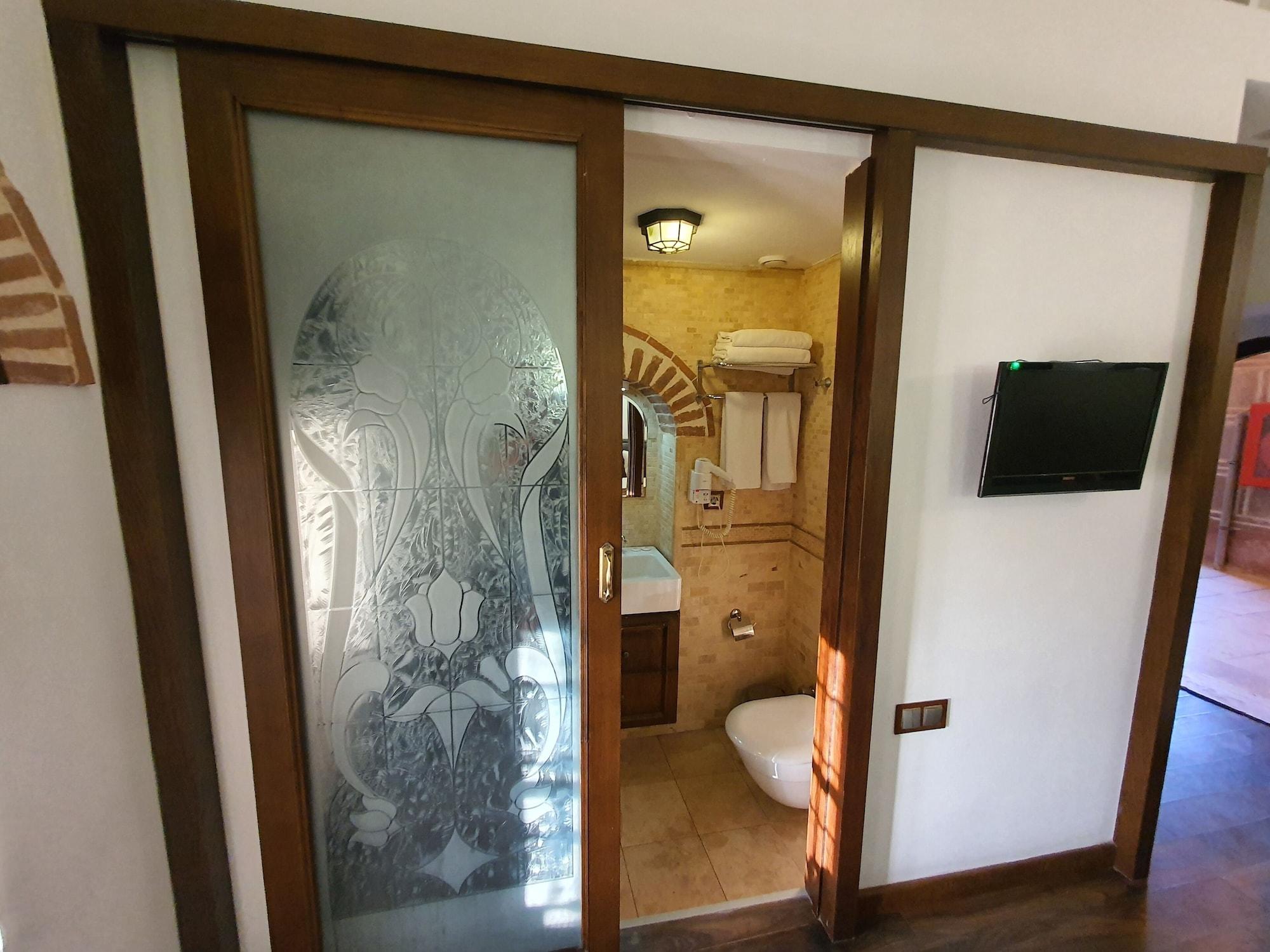 Cesme Kanuni Kervansaray Historical Hotel Eksteriør billede