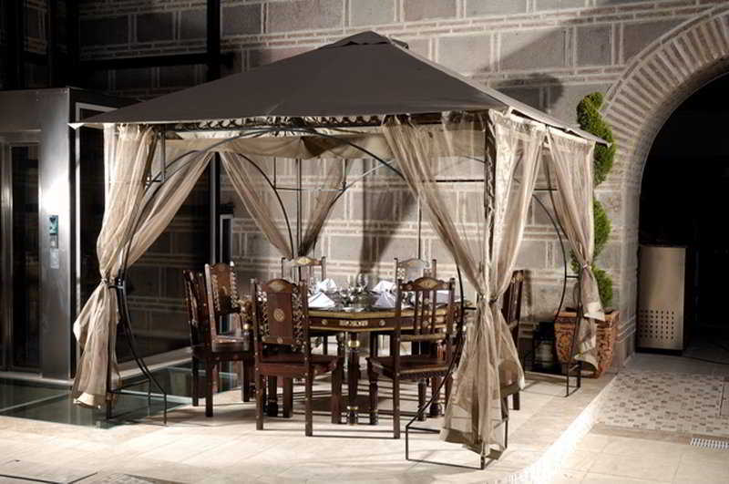 Cesme Kanuni Kervansaray Historical Hotel Eksteriør billede